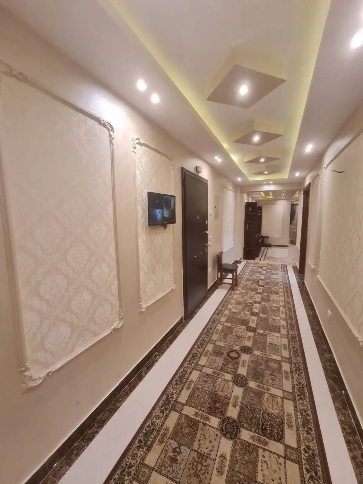 شقة 225م على الطيران الرئيسي - مباني حديثة 2014 - عقار في مدينة نصر