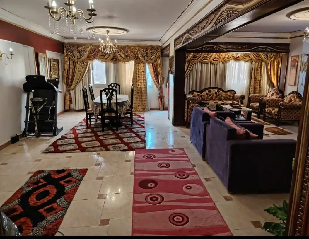 شقة 260م بفيو مفتوح - شارع المقريفي الرئيسي - عقار في مدينة نصر