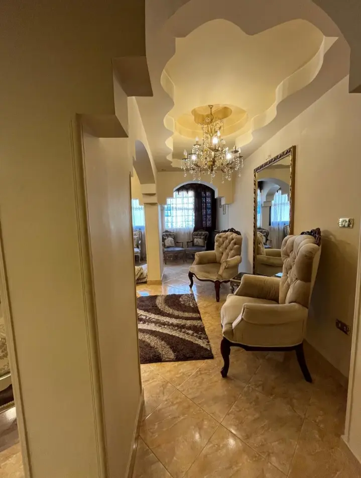 شقة 156م أرضي بحديقة 120م - المربع الذهبي (بين عباس ومكرم) - عقار في مدينة نصر