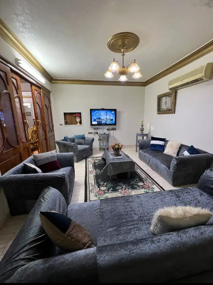 شقة 150م تمليك خلف مصطفى السلاب – متفرع من مكرم عبيد - عقار في مدينة نصر