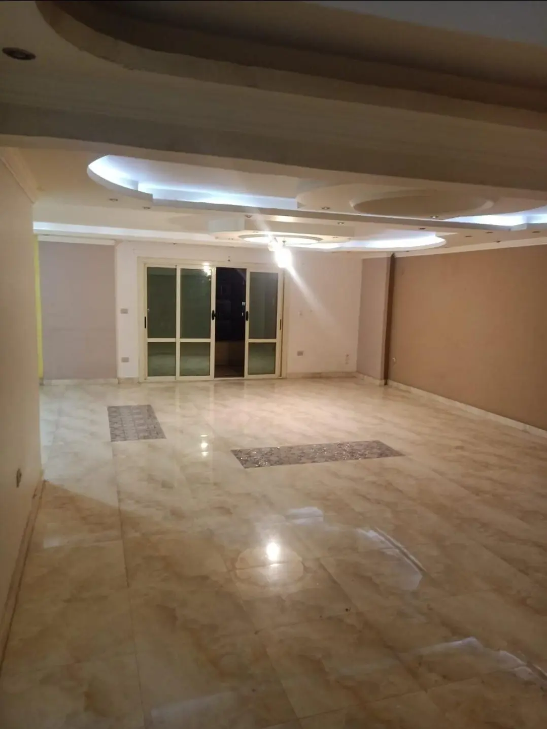 شقة 280م للإيجار السكني - أبراج الشرطة (السفارات) - عقار في مدينة نصر